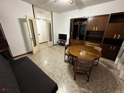 Appartamento in Affitto in Via Viterbo 33 a Milano