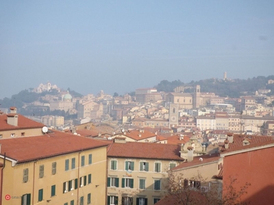 Appartamento in Vendita in Via Francesco Podesti 43 a Ancona