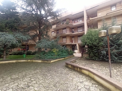 Appartamento in Via Cappuccini in zona Petrarelle a Caserta