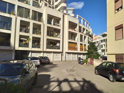 Appartamento in Via Pietro Castelli, 11, Messina (ME)