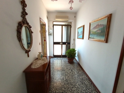 Casa indipendente di 360 mq in vendita - Cona