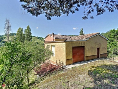 Casa indipendente in Vendita in a Urbino