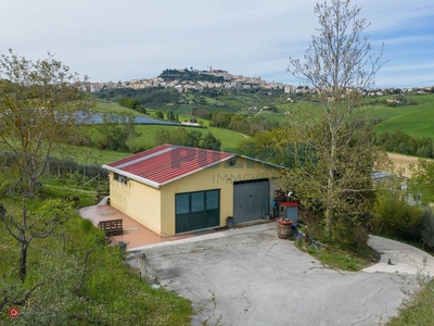 Casa indipendente in Vendita in Strada Comunale San Leonardo a Fermo