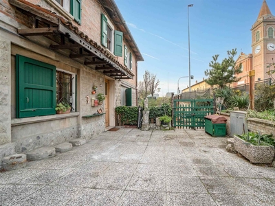 Casa semi indipendente in vendita a Dozza Bologna Toscanella