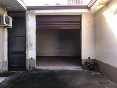 Garage/Posto auto in Affitto in Corso San Vito a Mascalucia