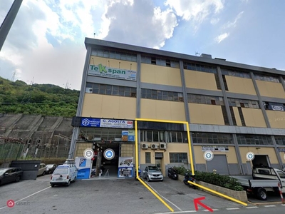Laboratorio in Affitto in Via Adamoli 329 A a Genova