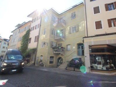 Negozio/Locale commerciale in Affitto in Via Dr. Josef Streiter a Bolzano
