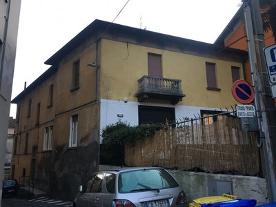 Palazzo / Stabile in vendita a Gardone Val Trompia