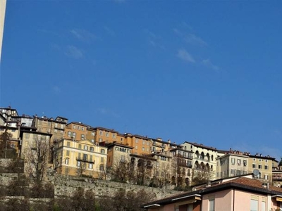 Quadrilocale in vendita a Bergamo