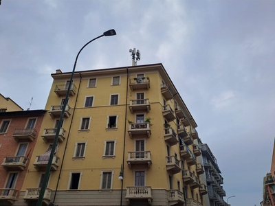 Trilocale da ristrutturare in zona Cenisia a Torino
