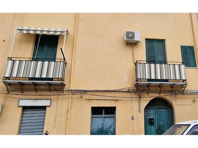 Trilocale in Via Cortile San Pasquale in zona Centro Storico a Palermo