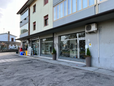Vendita A - Locale commerciale Cesena - San Vittore