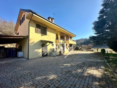 Villa in vendita a Cossombrato