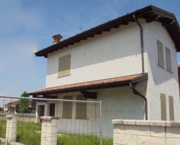 Villa in vendita a Soresina