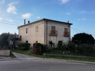 Villa in Via Cappuccini a Caiazzo