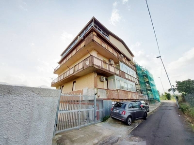 Appartamento in Via Palmerino Molara 12 in zona Aquino a Palermo