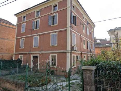 Appartamento al p.2 in Via Molinari n. 13,...
