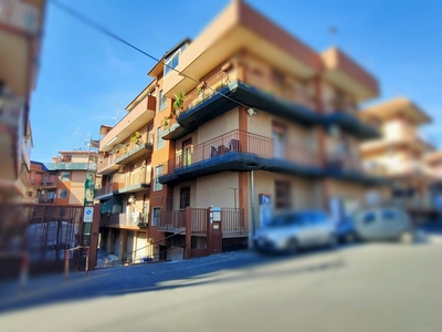 Appartamento in vendita a Aci Catena Catania