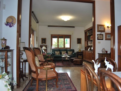 Appartamento in vendita a Pistoia Pontelungo