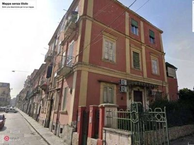 Appartamento in Vendita in Corso Marianella 20 a Napoli
