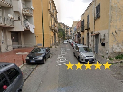 Appartamento in Vendita in Via Filippo Bottazzi a Napoli