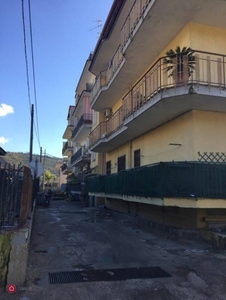 Appartamento in Vendita in Via Pisani 259 a Napoli