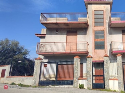 Casa Bi/Trifamiliare in Vendita in Via Moscala 4 a Carini