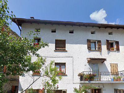 casa in vendita a Castellavazzo