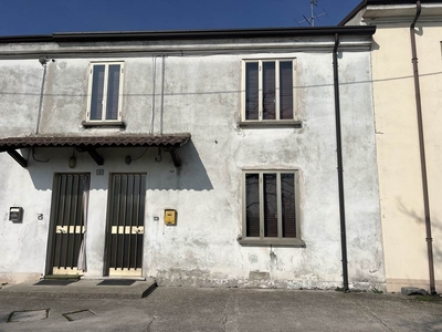 Casa semi indipendente in vendita a Villimpenta Mantova Pradello
