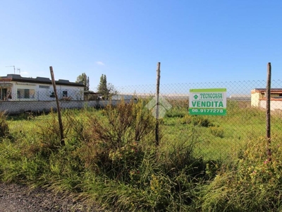 Terreno Agricolo in vendita ad Anzio via Lago di Bracciano