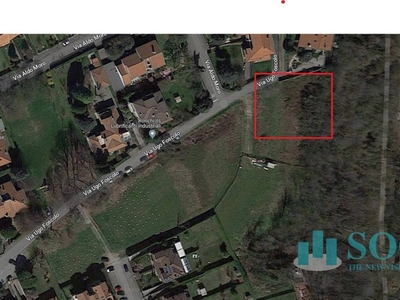 Terreno Residenziale in vendita a Carate Brianza via Ugo Foscolo