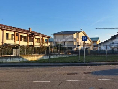 Terreno Residenziale in vendita a Cologno al Serio via Torquato Tasso