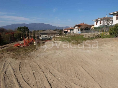 Terreno Residenziale in vendita a Daverio via Tornagaglio