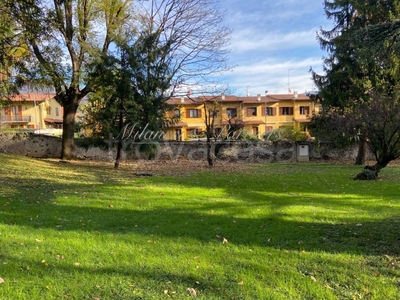 Terreno Residenziale in vendita a Ranica via Ludovico Ariosto