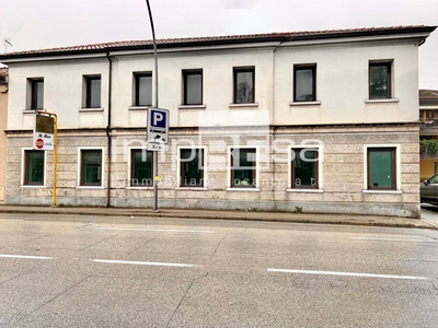 ufficio in vendita a Treviso