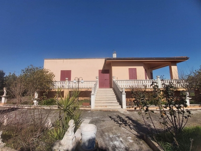 Villa in vendita a Castellana Grotte Bari