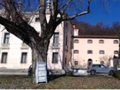 villa in vendita a Creazzo