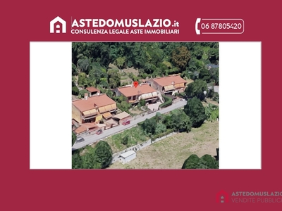 Villa in vendita a Lanuvio