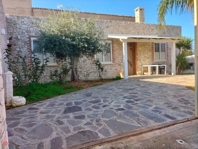 Villa in Vendita in Via De Nicola a Terrasini