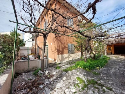 Villa singola in vendita a Grosseto, Via Bruno Buozzi - Grosseto, GR