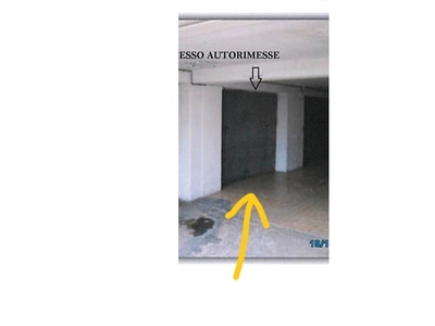 Box/Garage/Posto auto in vendita a Montespertoli, Frazione Ortimino, Via Volterrana Sud 195