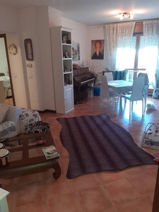 Appartamento di 2 vani /65 mq a Roma (zona MALAFEDE)