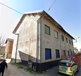 Appartamento in Via Don Giovanni Minzoni 17, Mezzago, 6 locali, 96 m²