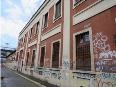 Appartamento in Via privata Simone Schiaffino 3, Milano, 8 locali