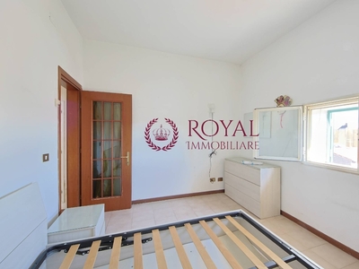 Bilocale in Via Micali, Livorno, 1 bagno, 50 m², 5° piano, ascensore