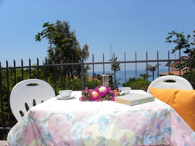 Casa con 2 stanze a Maratea, a 500 m dalla spiaggia con vista mare, giardino recintato e Wifi