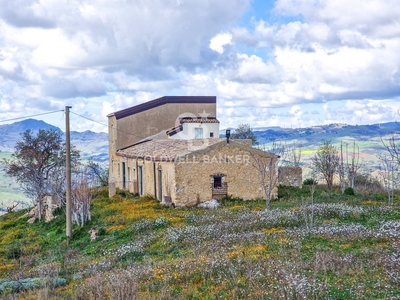 Casa in vendita in Nissoria, Italia