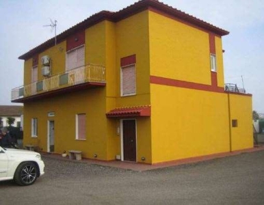 Casa indipendente in Via Genio Civile 451, Aprilia, 11 locali, 2 bagni