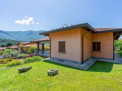 Esclusiva villa di 305 mq in vendita Tremezzina, Lombardia