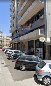 Immobile/215 mq a Bari - Madonnella (zona Madonnella)